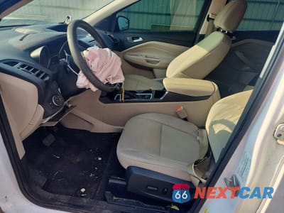 Zdjęcie 7 z 12 samochodu: 2017 FORD ESCAPE SE VIN:1FMCU9GD3HUB52515 - miniatura