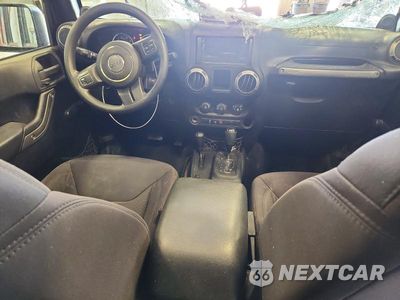 Zdjęcie 8 z 13 samochodu: 2013 JEEP WRANGLER UNLIMITED SPORT VIN:1C4BJWDG2DL522553 - miniatura