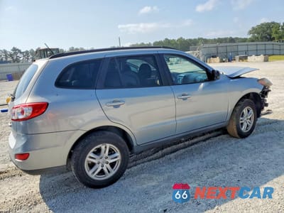 Trzecie zdjęcie samochodu z tyłu: 2010 HYUNDAI SANTA FE GLS VIN:5NMSG3AB2AH404196 - miniatura