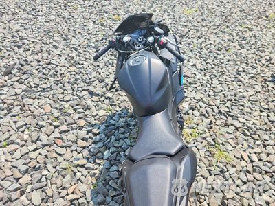 Zdjęcie 6 z 9 samochodu: 2025 KAWASAKI EX500 H VIN:ML5EXGH12SDA60507 - miniatura
