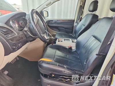 Zdjęcie 7 z 14 samochodu: 2016 CHRYSLER TOWN & COUNTRY TOURING VIN:2C4RC1BG1GR110540 - miniatura