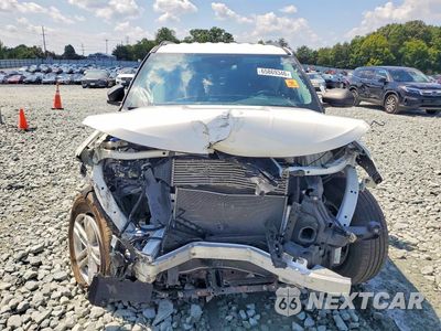 Piąte zdjęcie samochodu w środku: 2022 FORD EXPLORER XLT VIN:1FMSK8DH8NGA71118 - miniatura