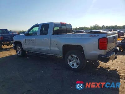 Drugie zdjęcie samochodu z przodu: 2015 CHEVROLET SILVERADO K1500 LT VIN:1GCVKREC6FZ404237 - miniatura