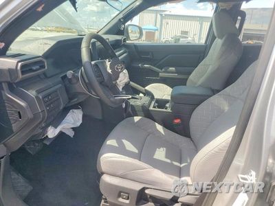 Zdjęcie 7 z 12 samochodu: 2026 TOYOTA TACOMA SR5 VIN:3TMKB5FN9TM074621 - miniatura