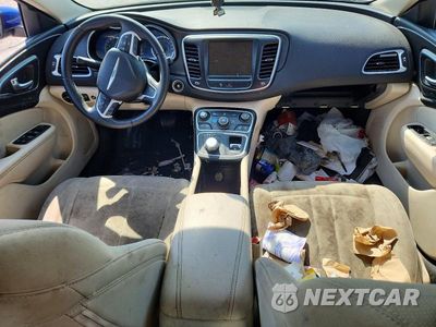 Zdjęcie 8 z 12 samochodu: 2015 CHRYSLER 200 LIMITED VIN:1C3CCCAB8FN755113 - miniatura