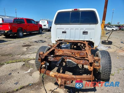 Zdjęcie 6 z 12 samochodu: 2000 FORD F250 SUPER DUTY VIN:1FTNX21F0YEB87772 - miniatura