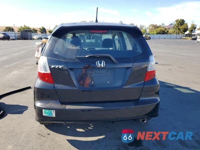 Zdjęcie 6 z 12 samochodu: 2010 HONDA FIT SPORT VIN:JHMGE8H47AC031668 - miniatura