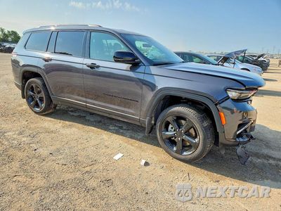 Czwarte zdjęcie samochodu z boku: 2025 JEEP GRAND CHEROKEE L LIMITED VIN:1C4RJKBG8S8674718 - miniatura