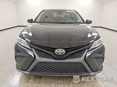 Piąte zdjęcie samochodu w środku: 2018 TOYOTA CAMRY SE VIN:4T1B11HK5JU027492 - miniatura
