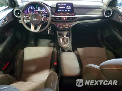 Zdjęcie 8 z 12 samochodu: 2023 KIA FORTE LXS VIN:3KPF24AD0PE651966 - miniatura