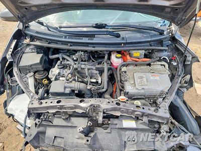 Zdjęcie 11 z 13 samochodu: 2016 TOYOTA PRIUS C ONE VIN:JTDKDTB31G1122246 - miniatura