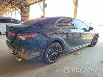 Trzecie zdjęcie samochodu z tyłu: 2024 TOYOTA CAMRY XSE VIN:4T1K61AK2RU225681 - miniatura