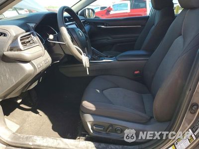 Zdjęcie 7 z 12 samochodu: 2018 TOYOTA CAMRY LE VIN:4T1B11HK5JU538054 - miniatura