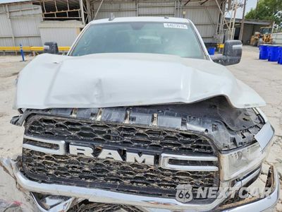 Zdjęcie 11 z 12 samochodu: 2024 RAM 2500 TRADESMAN VIN:3C6UR5CL5RG194440 - miniatura