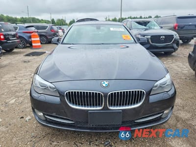 Piąte zdjęcie samochodu w środku: 2013 BMW 528 XI VIN:WBAXH5C50DD110294 - miniatura
