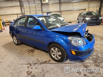 Czwarte zdjęcie samochodu z boku: 2008 KIA RIO BASE VIN:KNADE123786397499 - miniatura