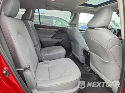 Zdjęcie 10 z 12 samochodu: 2025 TOYOTA HIGHLANDER HYBRID LIMITED VIN:5TDXBRCH4SS675770 - miniatura