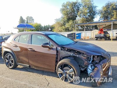 Czwarte zdjęcie samochodu z boku: 2019 LEXUS UX 200 VIN:JTHY3JBH0K2013596 - miniatura