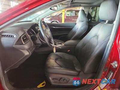 Zdjęcie 7 z 12 samochodu: 2019 TOYOTA CAMRY HYBRID XLE VIN:4T1B21HK6KU513551 - miniatura