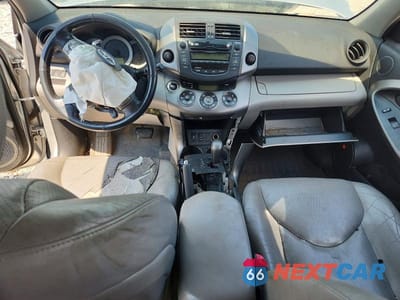 Zdjęcie 8 z 13 samochodu: 2010 TOYOTA RAV4 LIMITED VIN:JTMDK4DV8AD015249 - miniatura
