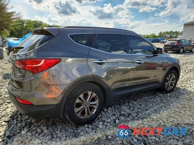 Trzecie zdjęcie samochodu z tyłu: 2014 HYUNDAI SANTA FE SPORT 2.4L VIN:5XYZU3LB8EG143922 - miniatura