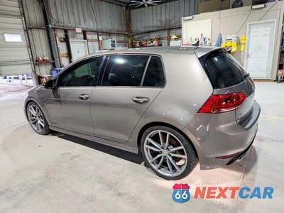Drugie zdjęcie samochodu z przodu: 2017 VOLKSWAGEN GOLF R VIN:WVWVF7AU5HW176954 - miniatura