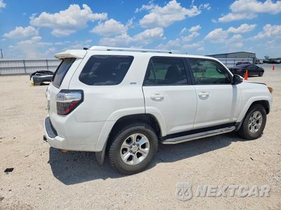 Trzecie zdjęcie samochodu z tyłu: 2017 TOYOTA 4RUNNER SR5 PREMIUM VIN:JTEZU5JR5H5155885 - miniatura