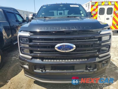 Piąte zdjęcie samochodu w środku: 2026 FORD F350 SUPER DUTY VIN:1FT8W3BM7TEE48715 - miniatura