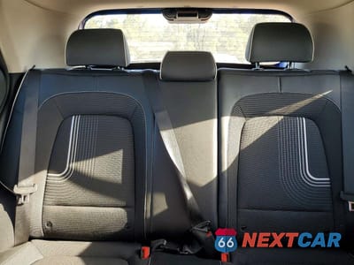 Zdjęcie 10 z 13 samochodu: 2022 HYUNDAI VENUE LIMITED VIN:KMHRC8A36NU161406 - miniatura