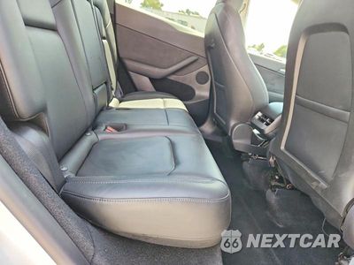 Zdjęcie 10 z 13 samochodu: 2024 TESLA MODEL Y VIN:7SAYGDED7RF154403 - miniatura