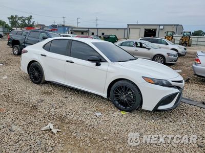 Czwarte zdjęcie samochodu z boku: 2022 TOYOTA CAMRY SE NIGHTSHADE VIN:4T1T11AK7NU054102 - miniatura