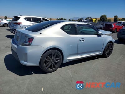 Trzecie zdjęcie samochodu z tyłu: 2014 SCION TC 10 SERIES VIN:JTKJF5C7XE3068622 - miniatura