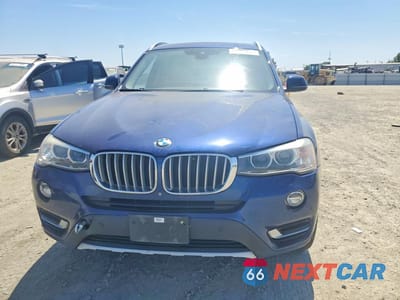 Piąte zdjęcie samochodu w środku: 2016 BMW X3 XDRIVE35I VIN:5UXWX7C5XG0R18482 - miniatura