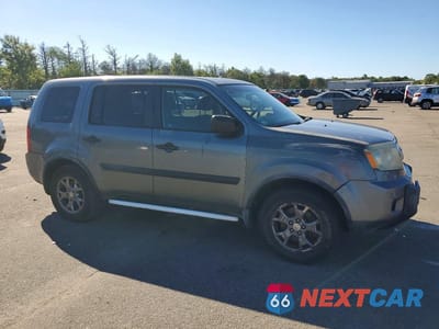 Czwarte zdjęcie samochodu z boku: 2009 HONDA PILOT LX VIN:5FNYF48219B028743 - miniatura