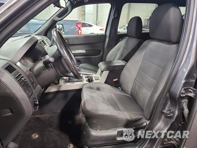 Zdjęcie 7 z 12 samochodu: 2012 FORD ESCAPE XLT VIN:1FMCU9D75CKB44936 - miniatura