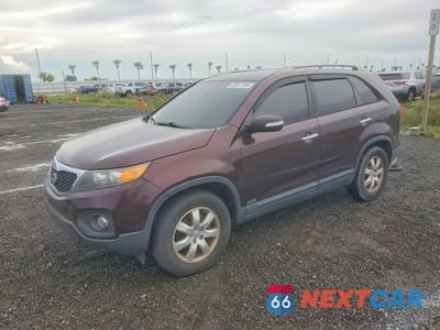 2012 KIA SORENTO LX 5XYKTCA62CG250827 - główne zdjęcie licytacji z USA - miniatura