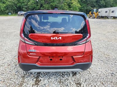 Zdjęcie 6 z 13 samochodu: 2025 KIA SOUL LX VIN:KNDJ23AU7S7268815 - miniatura