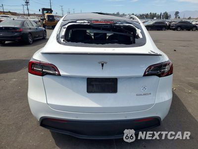 Zdjęcie 6 z 12 samochodu: 2022 TESLA MODEL Y VIN:7SAYGDEF4NF406457 - miniatura