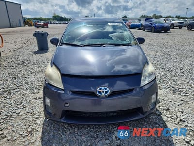 Piąte zdjęcie samochodu w środku: 2010 TOYOTA PRIUS III VIN:JTDKN3DU5A0229400 - miniatura