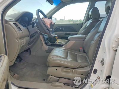 Zdjęcie 7 z 13 samochodu: 2006 HONDA PILOT EX VIN:2HKYF186X6H556814 - miniatura