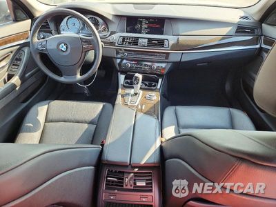 Zdjęcie 8 z 12 samochodu: 2013 BMW 535 XI VIN:WBAFU7C5XDDU73222 - miniatura
