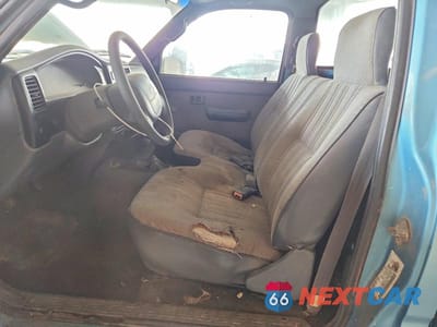 Zdjęcie 7 z 12 samochodu: 1996 TOYOTA TACOMA BASE VIN:4TAPM62N2TZ219231 - miniatura