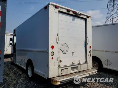 Drugie zdjęcie samochodu z przodu: 2004 FREIGHTLINER CHASSIS M LINE WALK-IN VAN VIN:4UZAANBW54CN46552 - miniatura