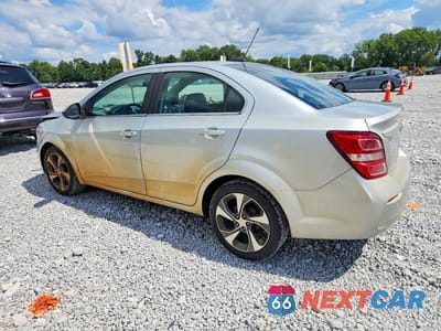 Drugie zdjęcie samochodu z przodu: 2020 CHEVROLET SONIC PREMIER VIN:1G1JF5SB3L4111470 - miniatura