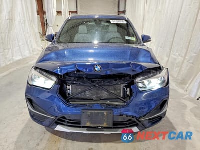 Piąte zdjęcie samochodu w środku: 2021 BMW X1 XDRIVE28I VIN:WBXJG9C08M5T32568 - miniatura