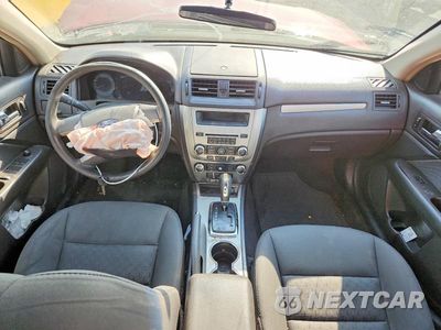Zdjęcie 8 z 13 samochodu: 2010 FORD FUSION SE VIN:3FAHP0HG1AR341009 - miniatura