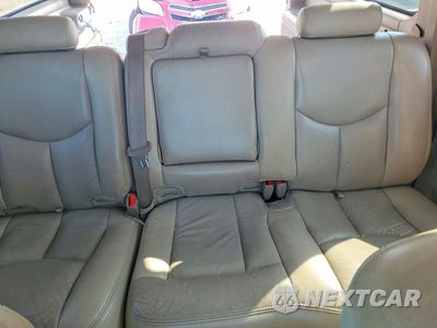 Zdjęcie 10 z 13 samochodu: 2005 CHEVROLET SUBURBAN C1500 VIN:3GNEC16Z15G269580 - miniatura