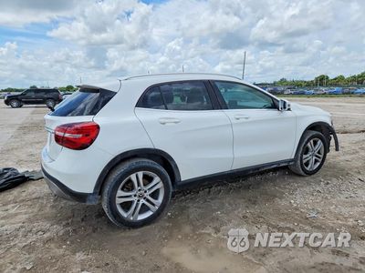 Trzecie zdjęcie samochodu z tyłu: 2020 MERCEDES-BENZ GLA 250 VIN:WDCTG4EB8LU027268 - miniatura