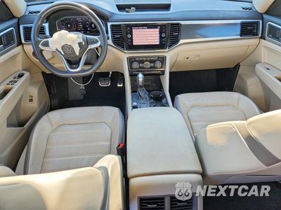 Zdjęcie 8 z 13 samochodu: 2023 VOLKSWAGEN ATLAS SEL PREMIUM R-LINE VIN:1V2FR2CA0PC528919 - miniatura