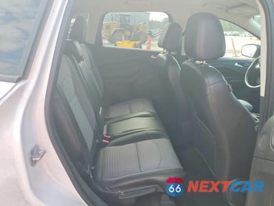 Zdjęcie 10 z 12 samochodu: 2017 FORD ESCAPE SE VIN:1FMCU0G92HUB95900 - miniatura